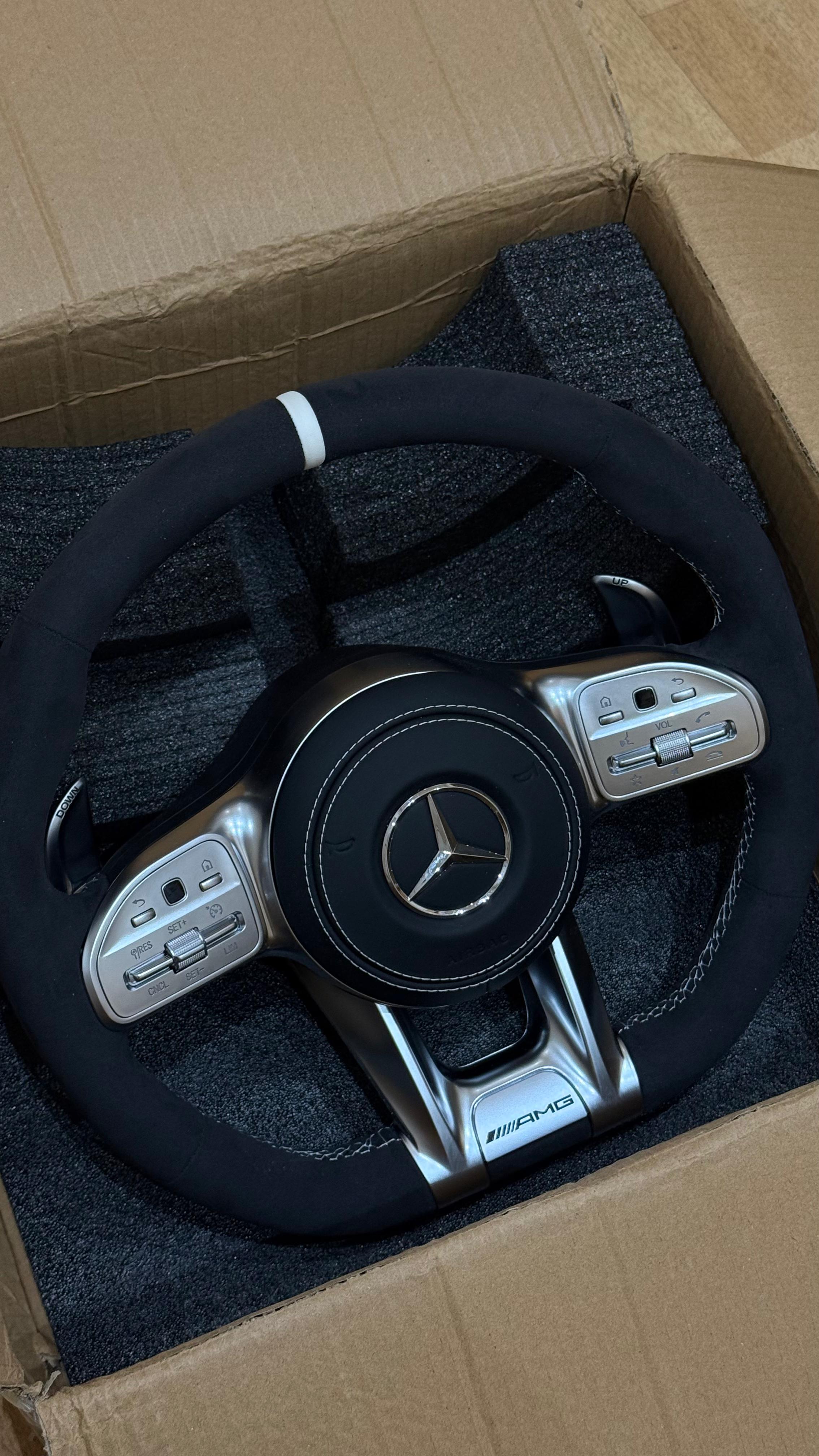 Volante AMG Alcántara