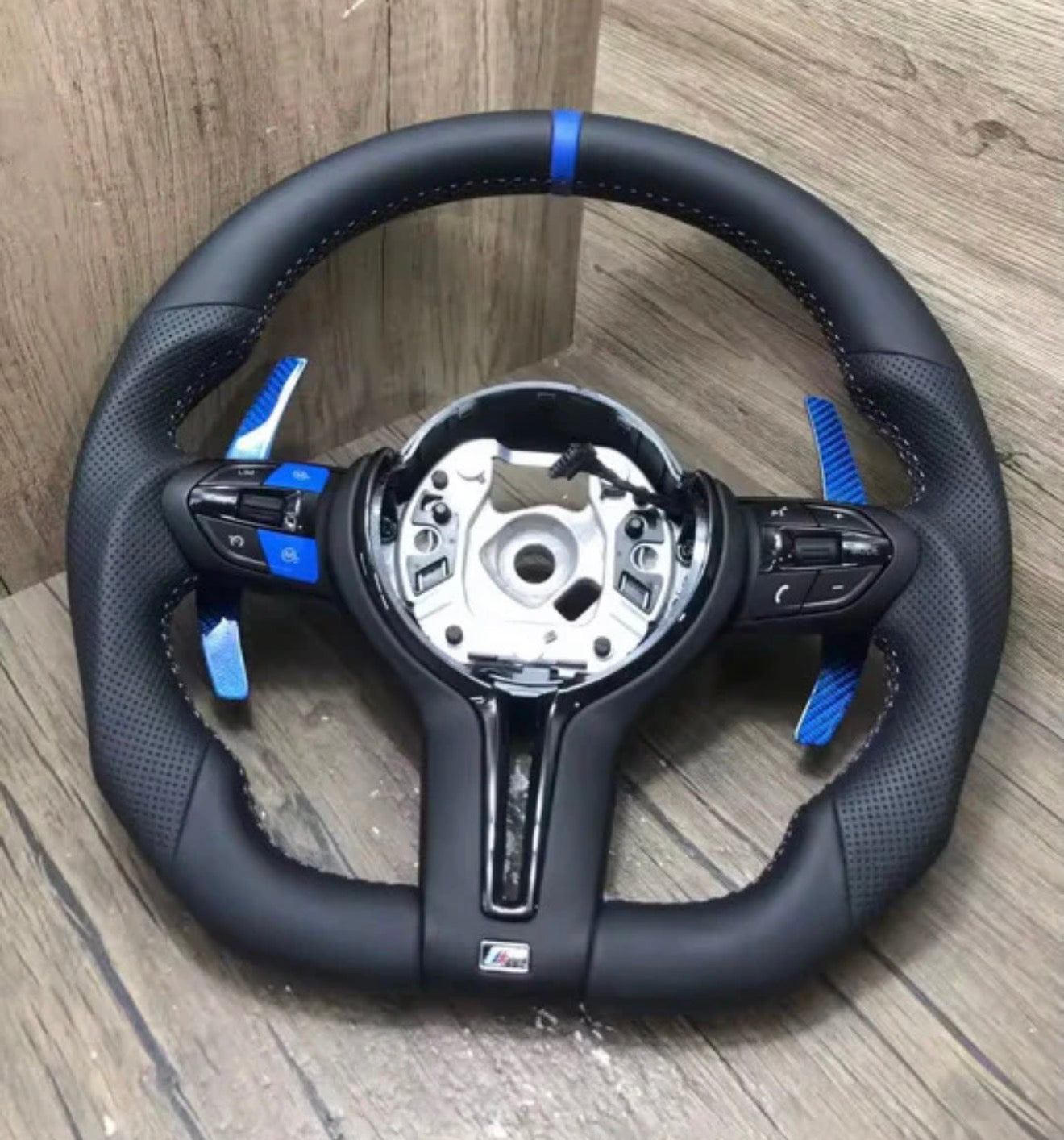 Volante deportivo M